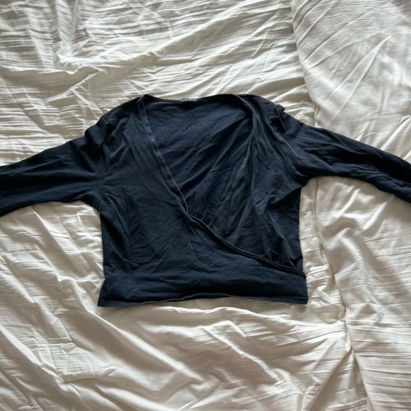 Brandy Melville Wrap Top Bundle - Picture 4 of 11